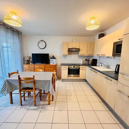 Escapade A Deux Pas De La Parking Prive Apartment