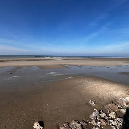 Escapade à Deux Pas De La Parking Privé Apartamento *