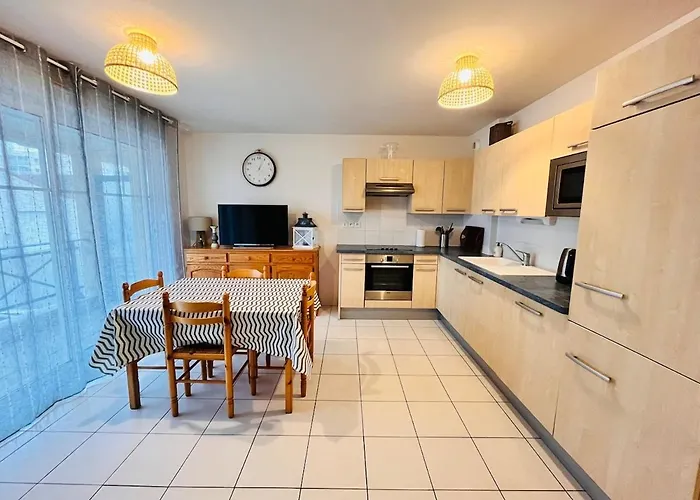 Escapade à Deux Pas De La Parking Privé Appartement